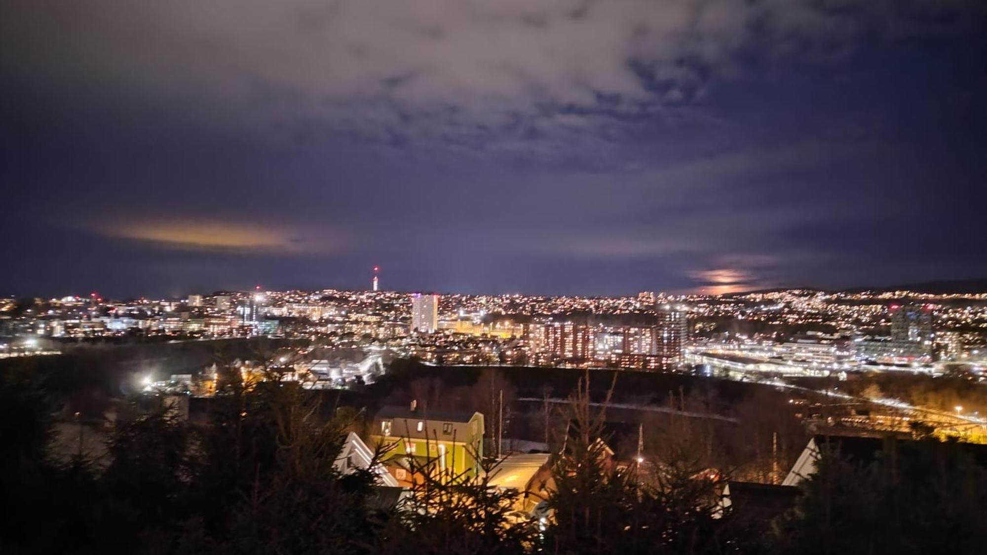 Adorable 1-Bedroom Apartment With A Fantastic View - Free Parking Trondheim Zewnętrze zdjęcie